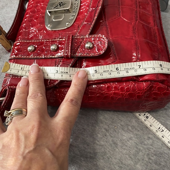 U.S. POLO ASSN. RED CROC PATENT LEATHER CROSSBODY BAG - Picture 15 of 15